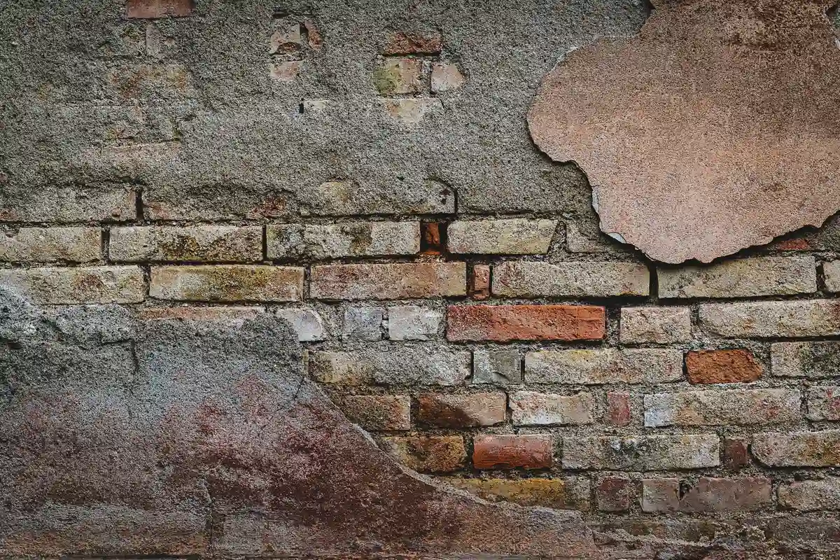 After: Side wall — full-depth joint restoration with consistent tooled profile